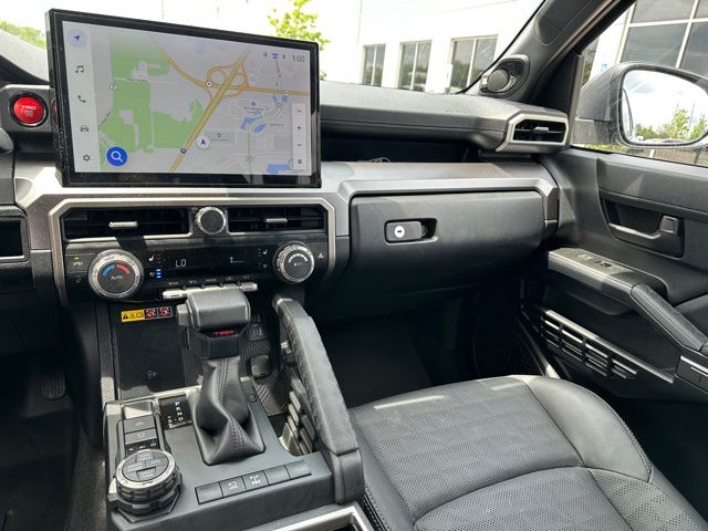 2025 Toyota 4Runner TRD Off-Road Premium — photo 16 of 30