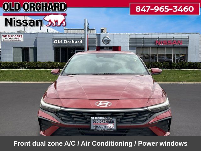2024 Hyundai Elantra SEL — photo 2 of 21