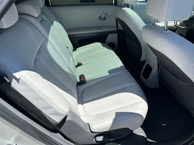 2024 Hyundai IONIQ 5 Limited — photo 11 of 39