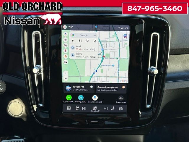 2023 Volvo XC40 Recharge Pure Electric Twin Plus — photo 17 of 20