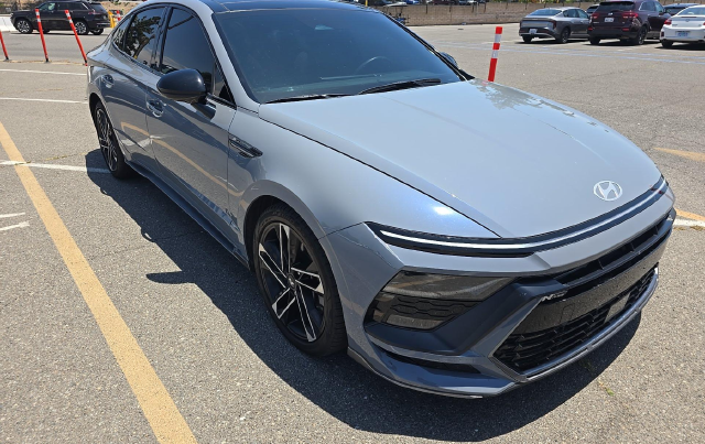 2025 Hyundai Sonata N Line — photo 2 of 10