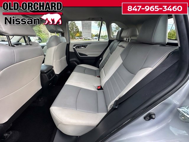 2021 Toyota RAV4 XLE Premium — photo 12 of 22