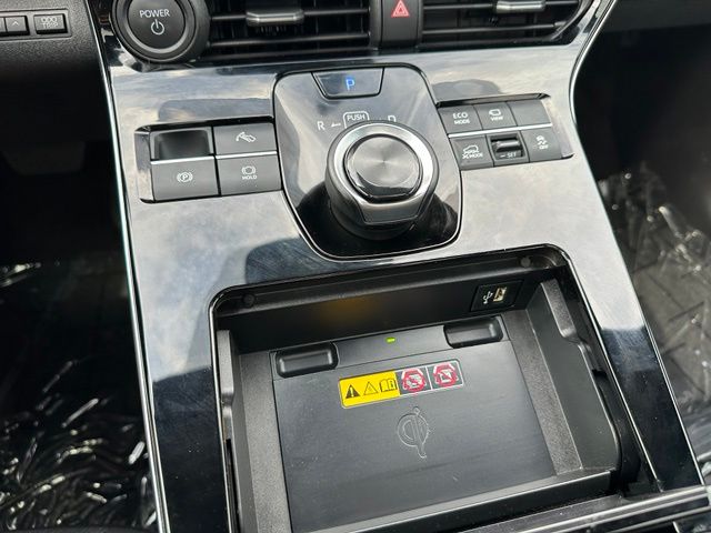 2023 Toyota bZ4X Limited — photo 25 of 31