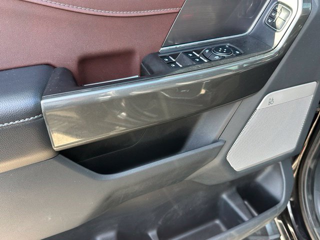 2023 Ford F-150 Lariat — photo 16 of 31