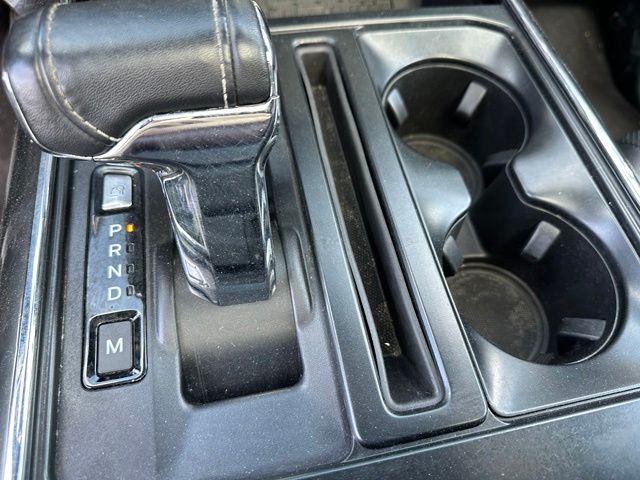 2023 Ford F-150 Lariat — photo 18 of 25