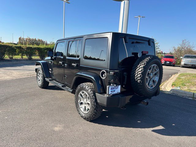 2016 Jeep Wrangler Unlimited Sahara — photo 5 of 25