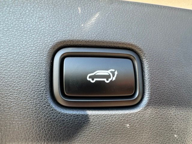 2024 Hyundai Tucson Hybrid Blue — photo 13 of 28