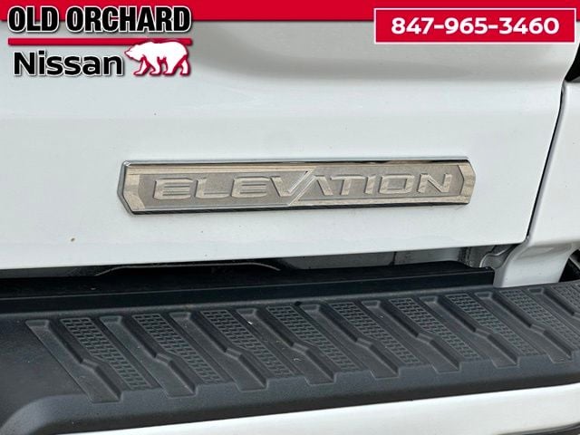 2023 GMC Sierra 1500 Elevation — photo 10 of 23