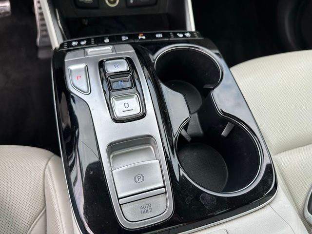 2023 Hyundai Tucson Hybrid Limited — photo 24 of 36