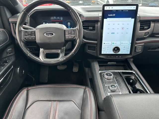 2022 Ford Expedition Limited — photo 20 of 34