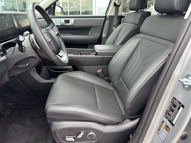2025 Hyundai Santa Fe XRT — photo 20 of 31