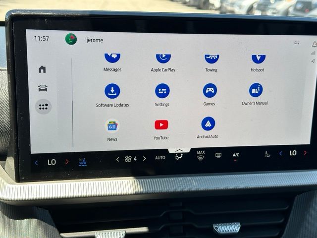 2025 Ford Explorer ST — photo 30 of 38