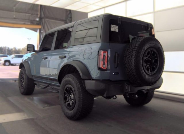 2023 Ford Bronco Wildtrak — photo 4 of 10