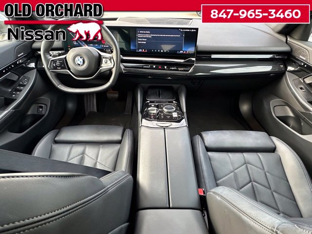 2024 BMW 5 Series 530i xDrive — photo 18 of 23