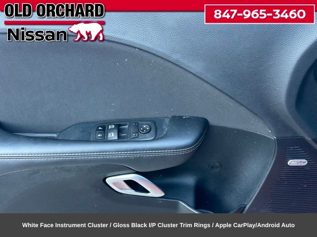 2023 Dodge Challenger R/T — photo 11 of 23