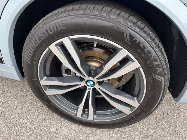 2024 BMW X7 xDrive40i — photo 8 of 35