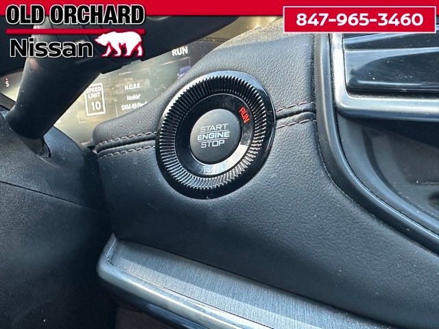 2023 Jeep Compass Limited — photo 18 of 22