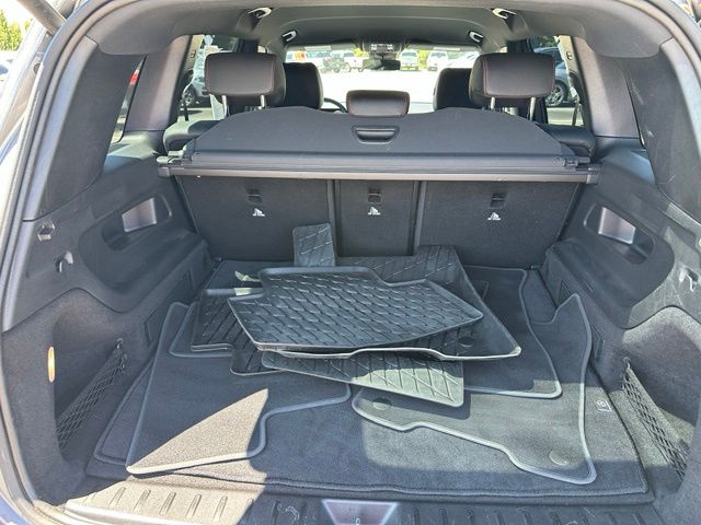 2023 Mercedes-Benz EQB 300 — photo 11 of 27