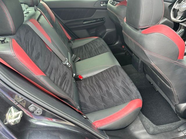 2019 Subaru WRX STi — photo 11 of 31