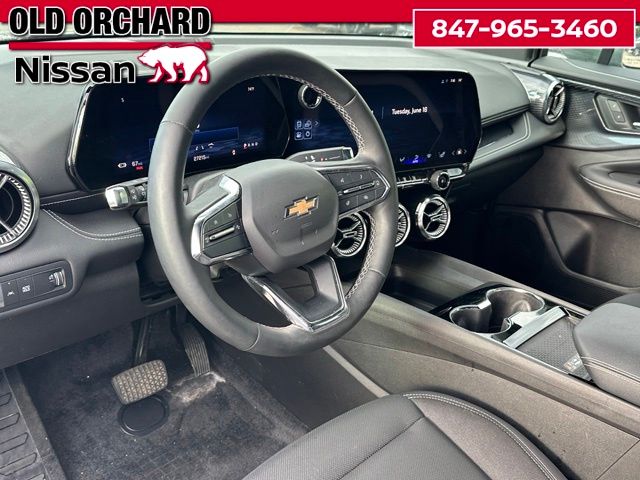 2024 Chevrolet Blazer EV LT — photo 15 of 23