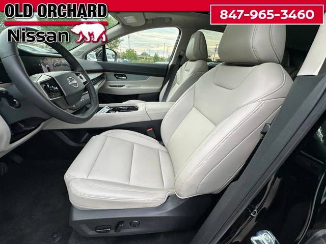 2025 Nissan Murano SL — photo 10 of 22