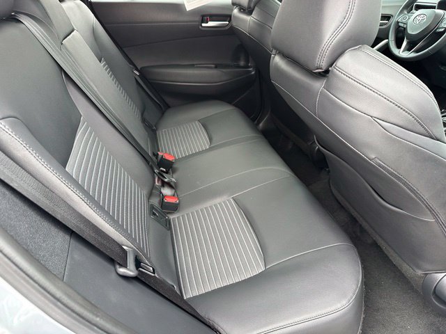 2023 Toyota Corolla Cross Hybrid XSE — photo 11 of 31