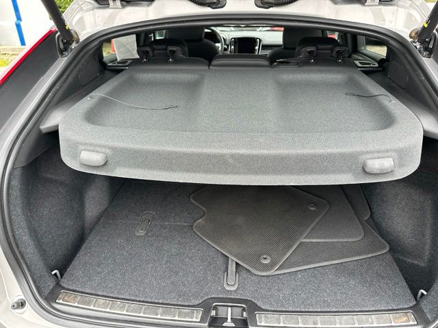 2023 Volvo C40 Recharge Pure Electric Ultimate — photo 12 of 34