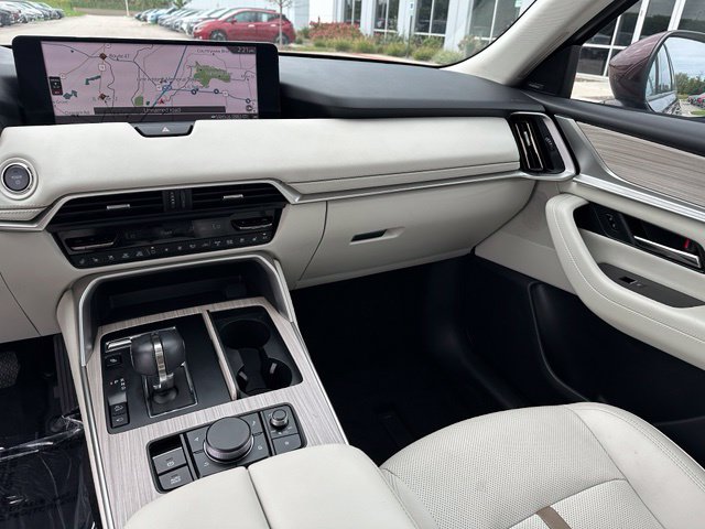 2024 Mazda CX-90 Phev Premium Plus — photo 22 of 36