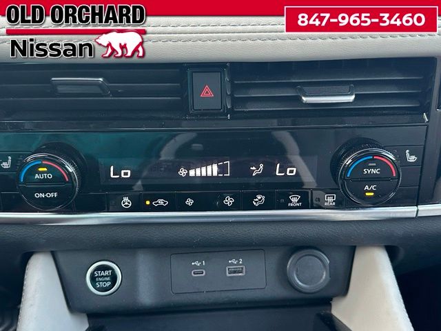 2023 Nissan Rogue SL — photo 17 of 22