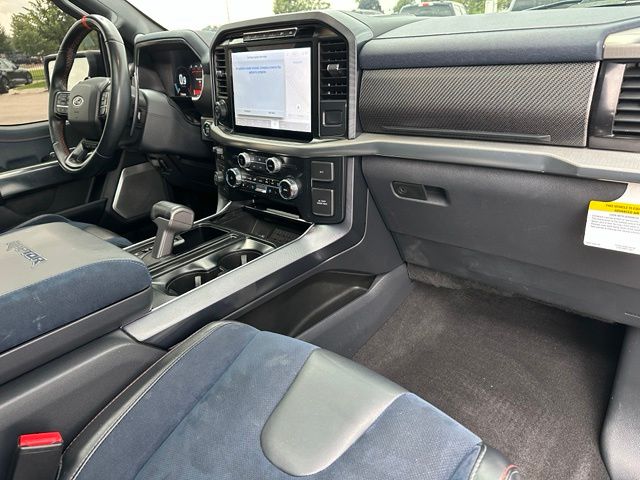 2023 Ford F-150 Raptor — photo 10 of 33