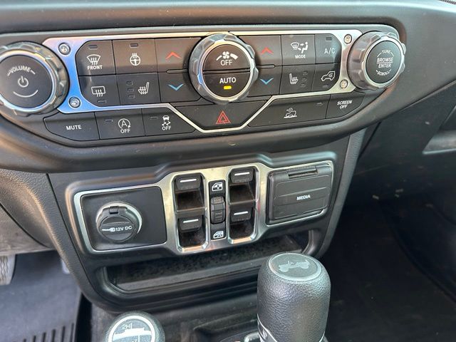 2022 Jeep Wrangler Unlimited Sport Altitude — photo 19 of 26