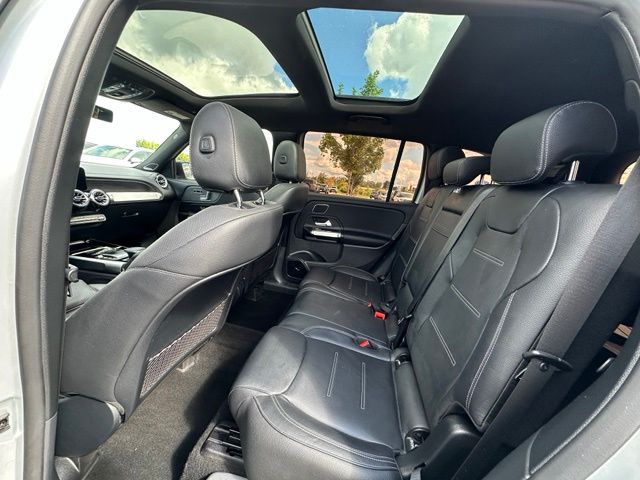 2023 Mercedes-Benz GLB GLB 35 AMG® — photo 15 of 27