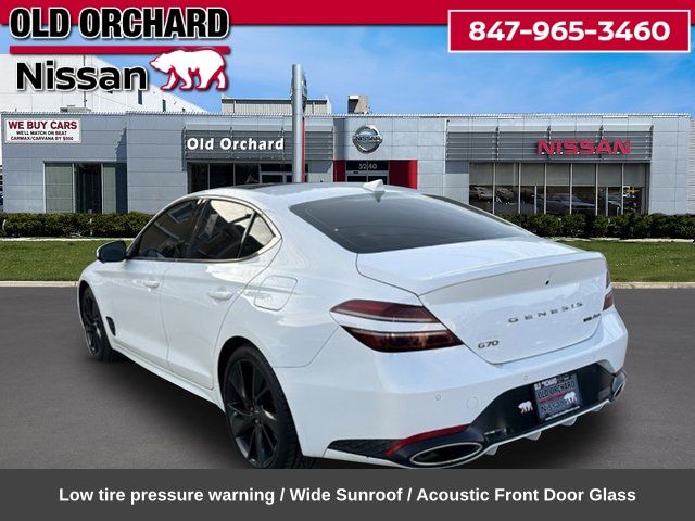 2023 Genesis G70 3.3T — photo 9 of 25