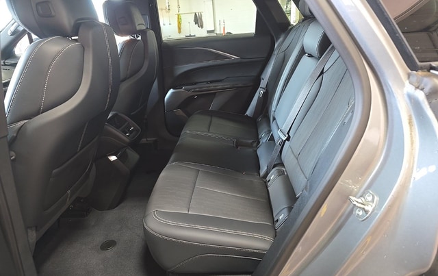 2024 Cadillac Lyriq Luxury — photo 8 of 8