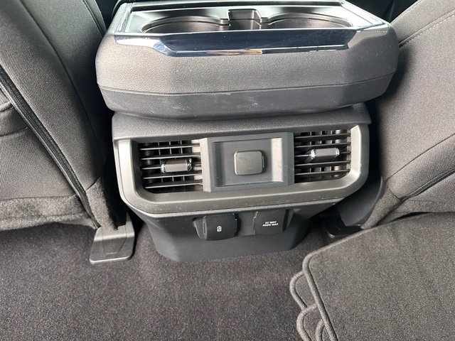 2024 Ford F-150 XLT — photo 16 of 33
