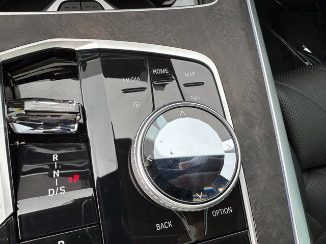 2024 BMW X7 xDrive40i — photo 32 of 35