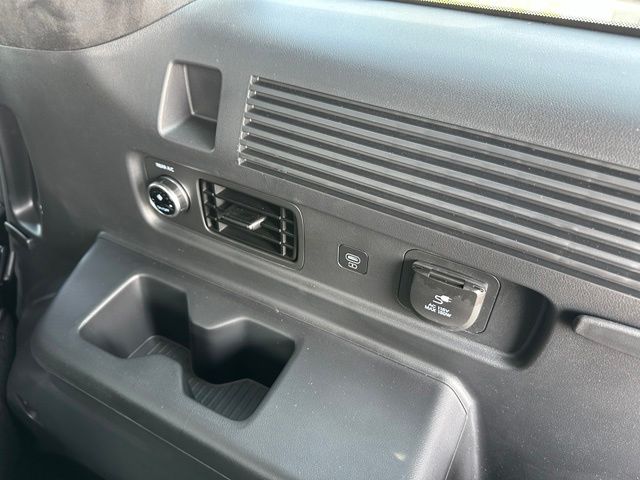 2024 Hyundai Santa Fe Hybrid Calligraphy — photo 11 of 43