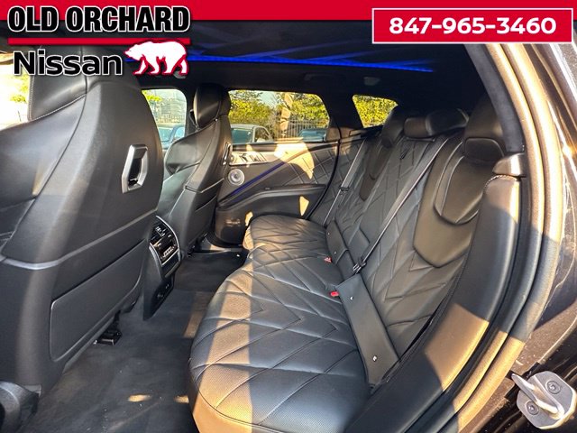 2023 BMW XM Base — photo 16 of 29