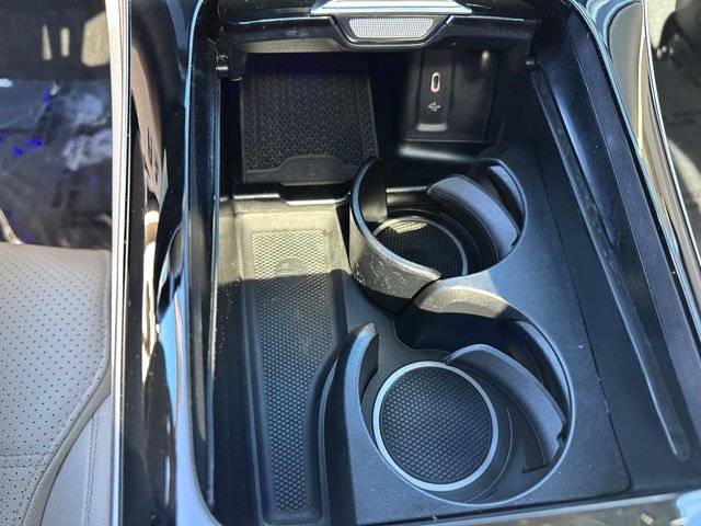 2024 Mercedes-Benz GLC GLC 300 — photo 25 of 31