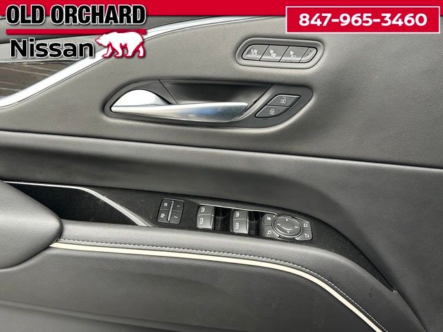 2023 Cadillac Escalade Sport — photo 8 of 21