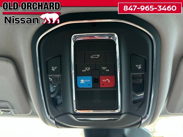 2023 Jeep Grand Cherokee L Limited — photo 17 of 22