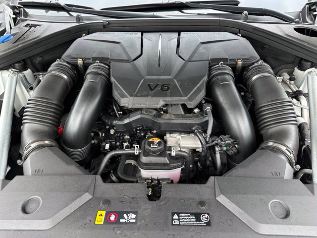 2025 Genesis GV70 3.5T Sport — photo 9 of 41