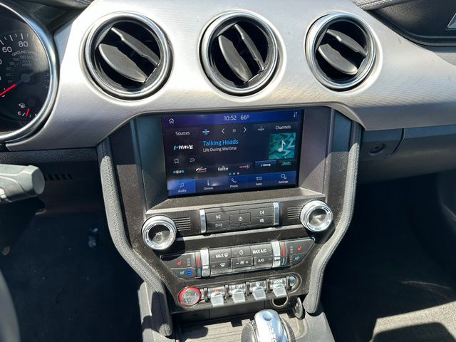 2021 Ford Mustang Ecoboost Premium — photo 16 of 21