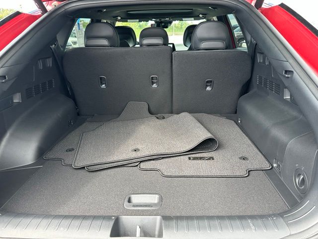 2024 Kia EV6 GT-Line — photo 12 of 37