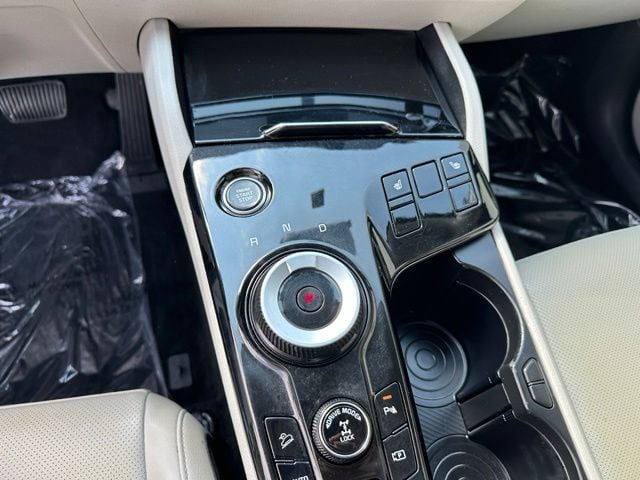 2024 Kia Sportage Hybrid EX — photo 25 of 31