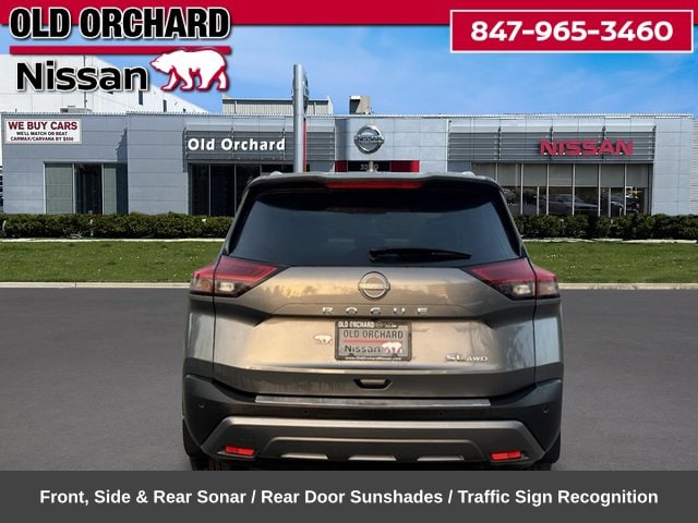 2023 Nissan Rogue SL — photo 7 of 22