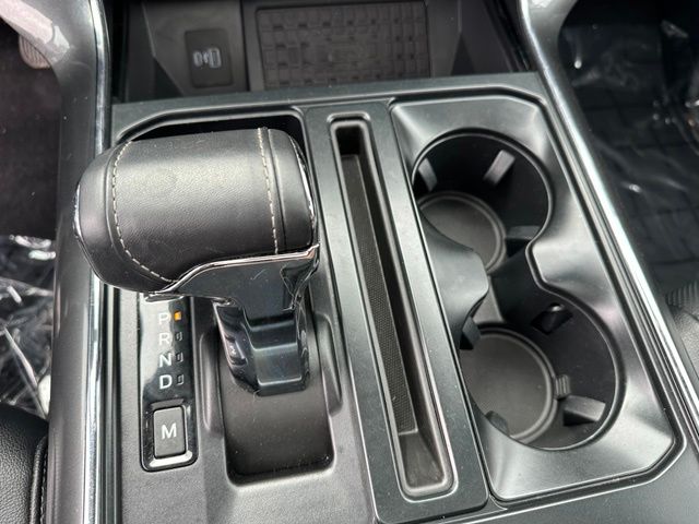 2023 Ford F-150 Lariat — photo 22 of 29