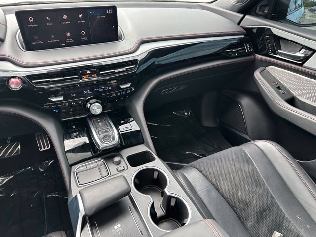 2024 Acura MDX A-Spec — photo 19 of 32