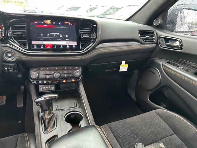 2023 Dodge Durango R/T — photo 15 of 27