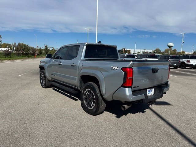 2024 Toyota Tacoma TRD Sport — photo 6 of 36